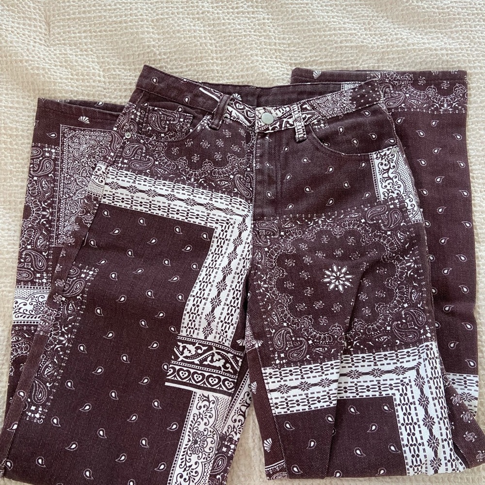 burgundy bandana Jeans